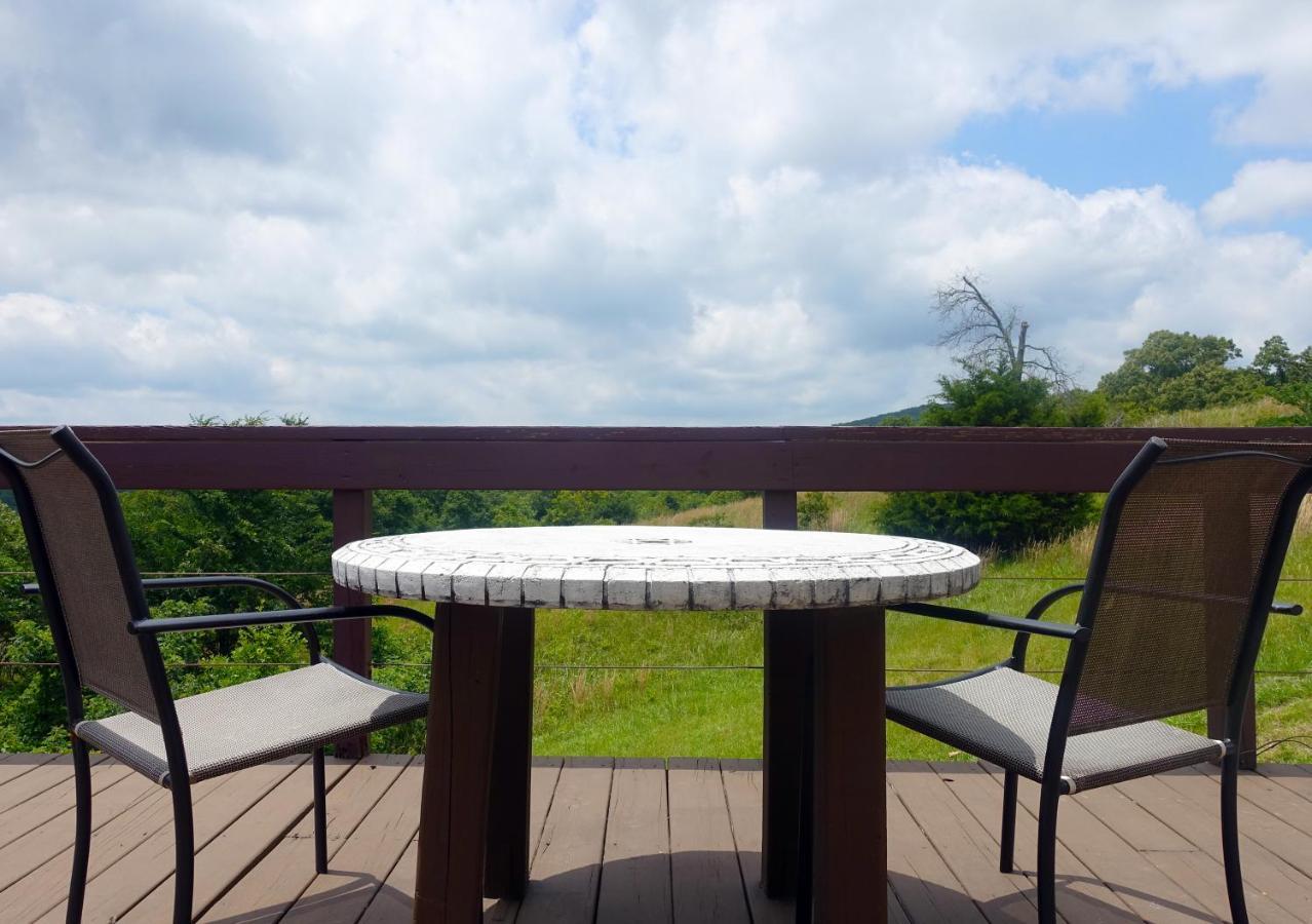 Stonewind Retreat Villa Chester Exterior foto